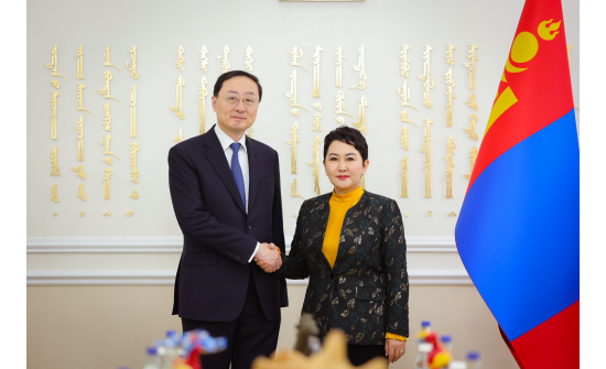 Гадаад харилцааны сайд Б.Батцэцэг БНХАУ-ын Гадаад хэргийн дэд сайд Сүнь Вэйдунг хүлээн авч уулзав.