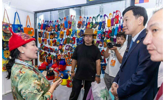 Монгол-Хятадын 5 дахь удаагийн экспод Монголын 350 гаруй ААН оролцож байна